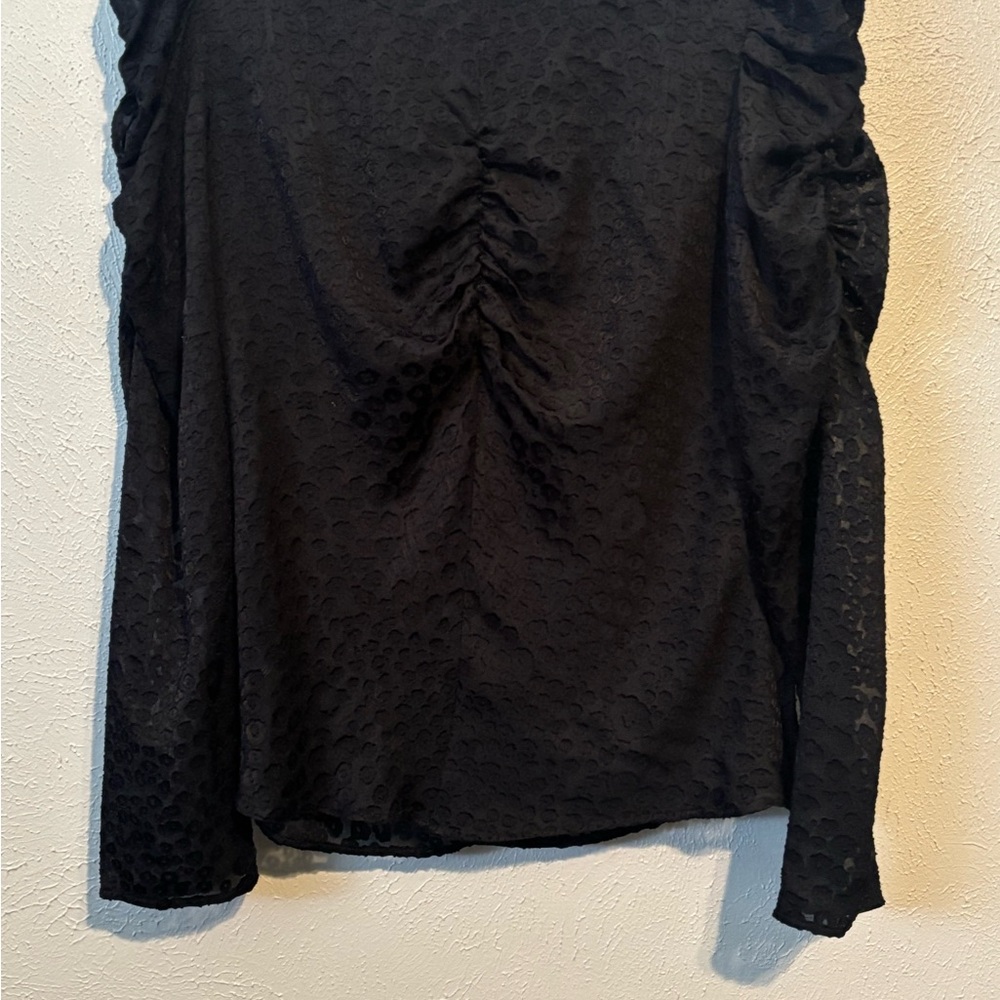 Elegant Black Ruched Women's Top sheer size 6 with side zip closure EUC